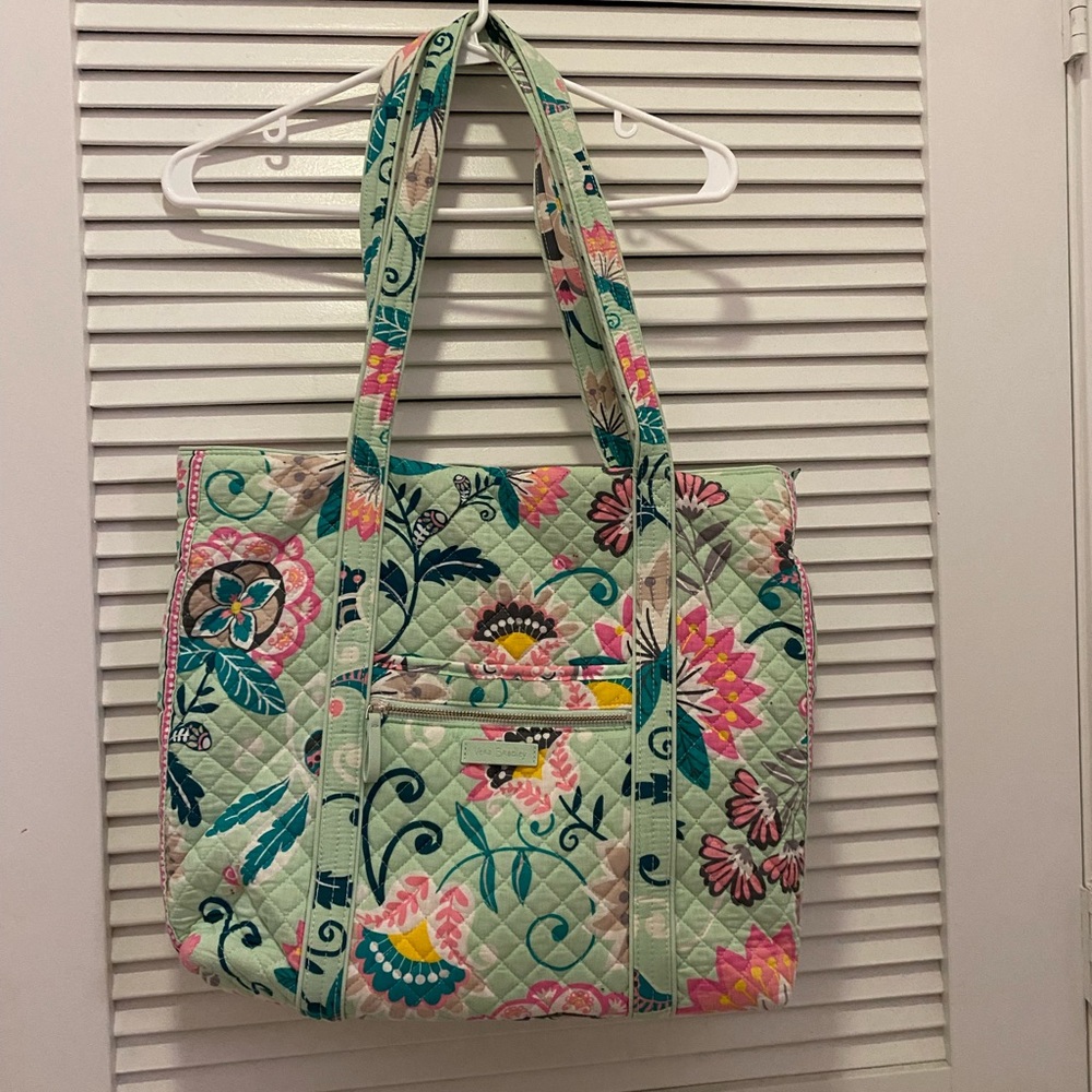 Vera Bradley tote